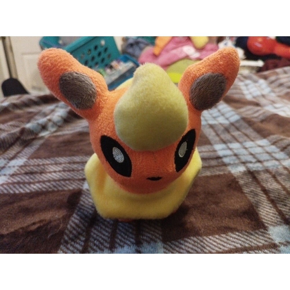 2010 Pokemon Center Authentic Flareon Pokedoll Stuffed Plush Doll Toy 5in